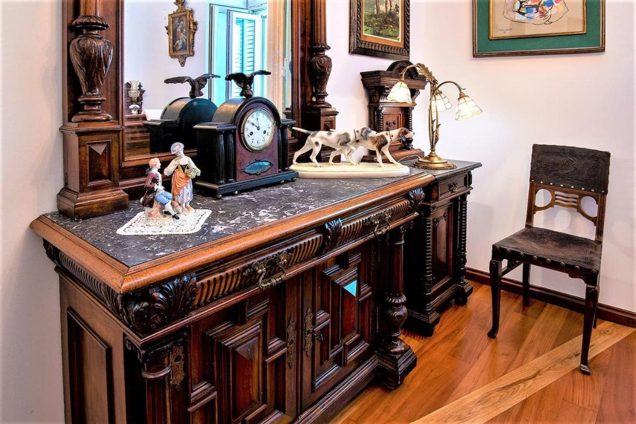 Royal Heritage Apartment In Split Center Extérieur photo